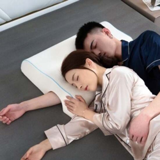 2인베개 서로편한 메모리폼 팔베개 2인용 오른팔 옆잠베개