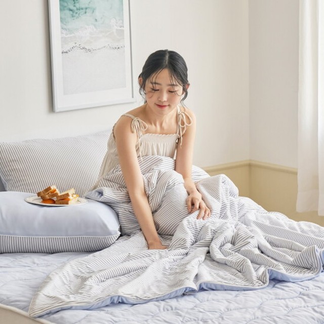 모던하우스 ON 3도씨 익스트림쿨 쿨나잇 냉감 얇은 솜이불 S 150x200 그레이스트라이프