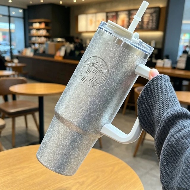 스타벅스 보온보냉 텀블러 900ml, 넓은 손잡이, 흘림 방지 빨대 뚜껑 디자인, 차량 및 직장용 장시간 보온보냉 컵