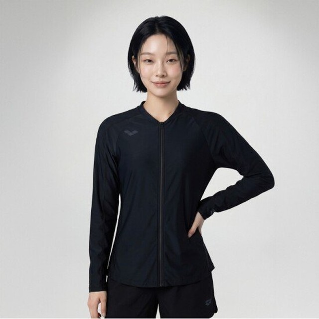아레나 아이스핏 여성 라이트 집업 래쉬가드 A6BL1QR22_BLK