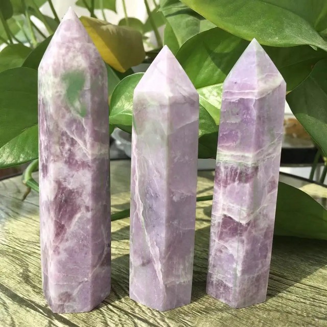고품질 Kunzite 타워 힐링 크리스탈 스톤, 쿼츠 포인트 레이키 에너지 장식 지팡이 홈 장식용